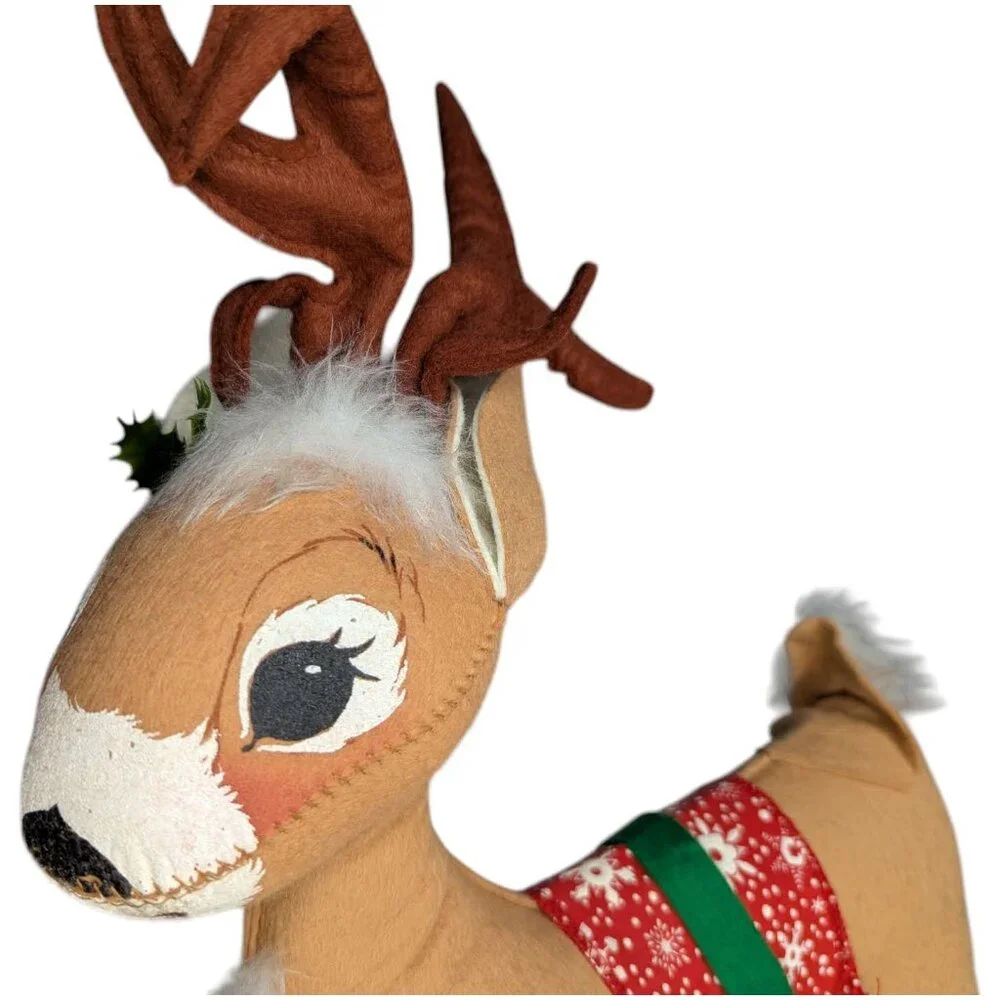 Vintage Annalee Mobilitee Christmas Reindeer Plush 18